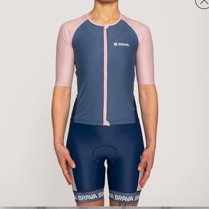 BRAVA tri suit/ Size M